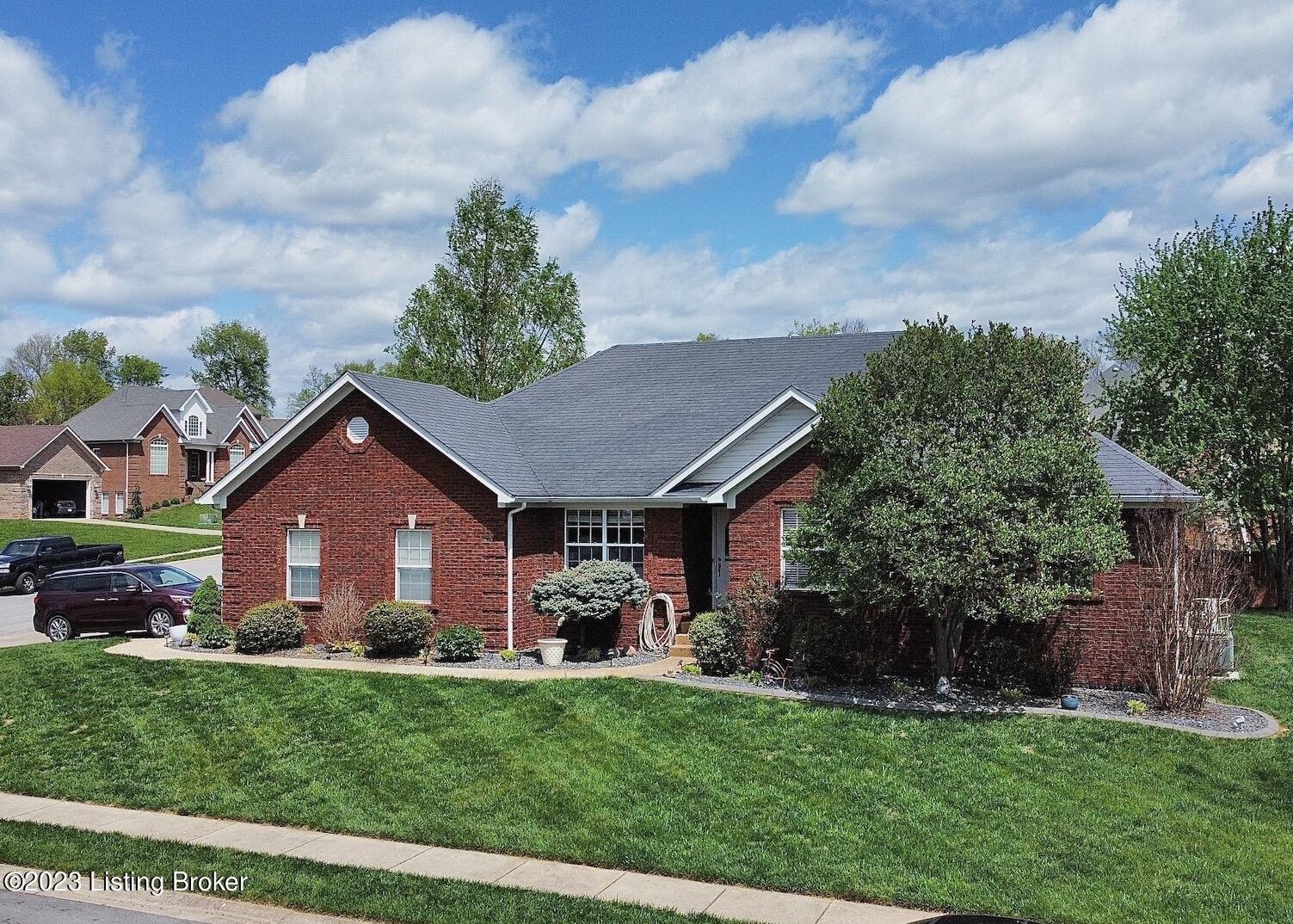 Deerfield Dr, Charlestown, IN 47111