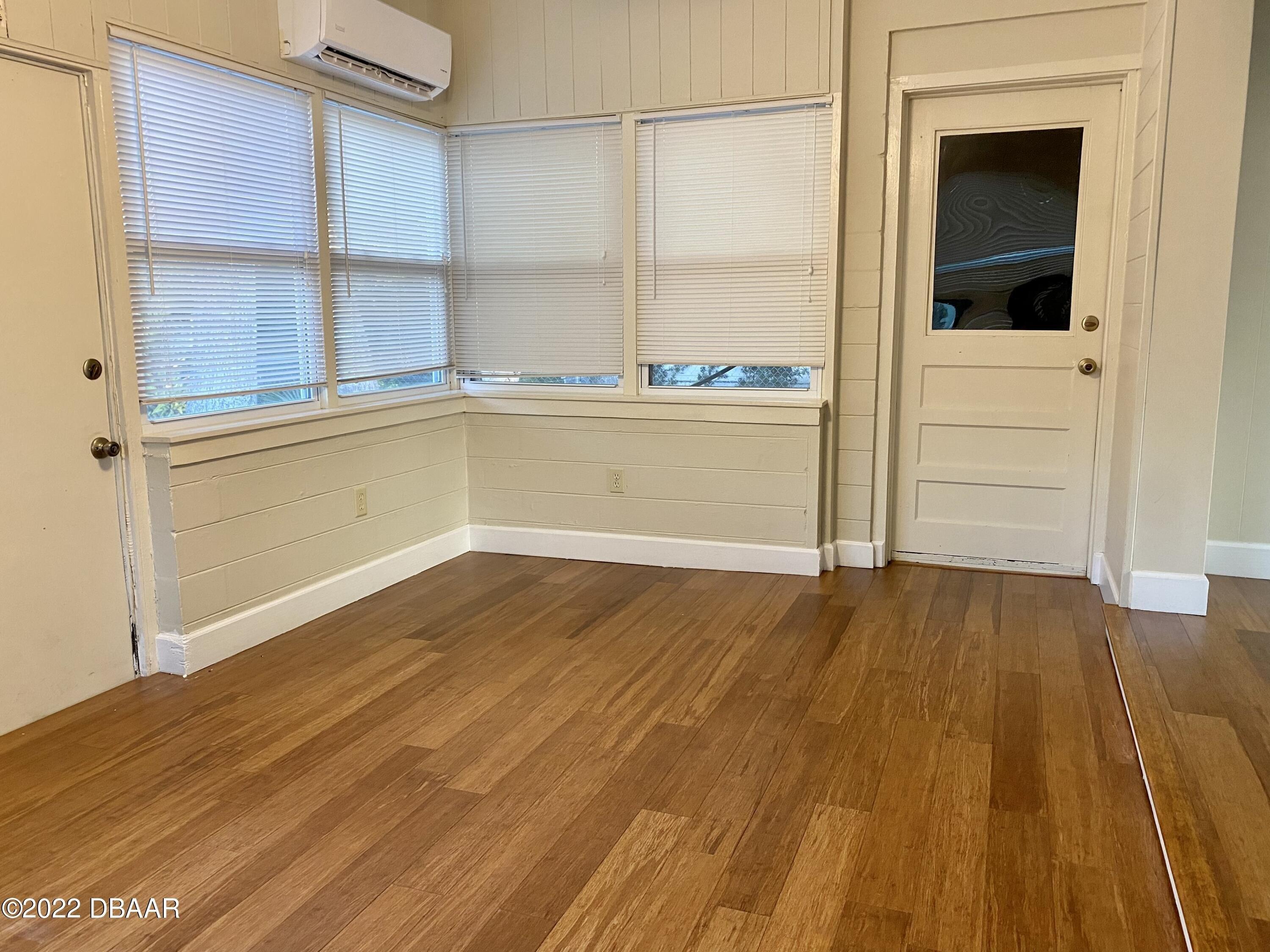 Robinhood Trl, South Daytona, FL 32119