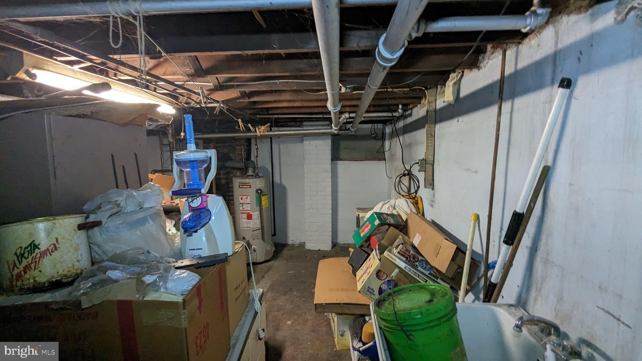 Helen St, Cumberland, MD 21502