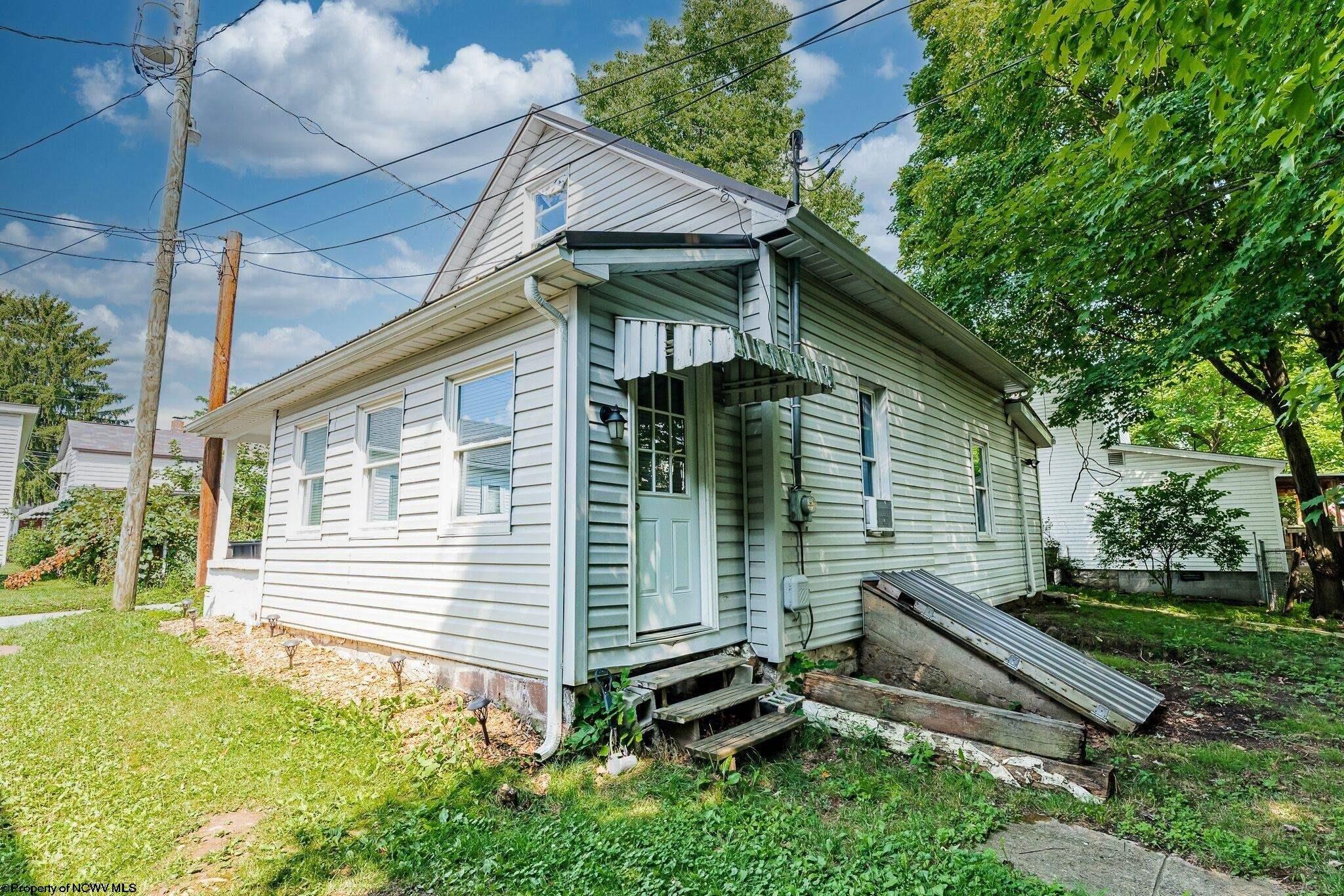 Montrose Ave, Morgantown, WV 26505