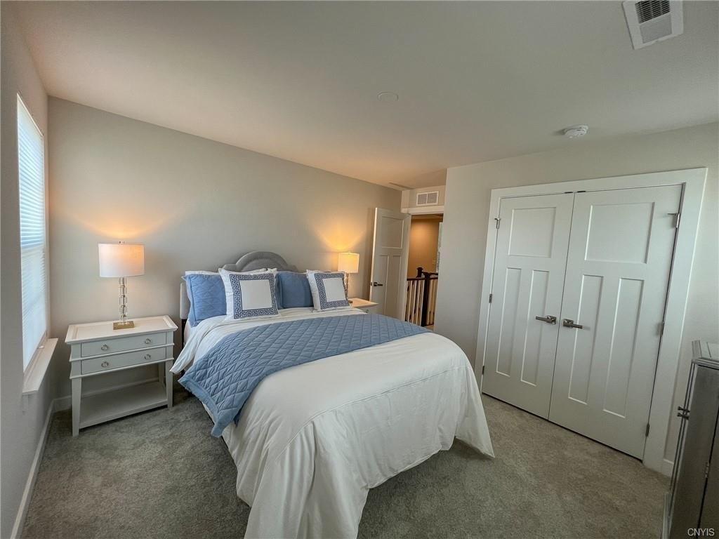 Rolling Meadows Way, Camillus, NY 13031