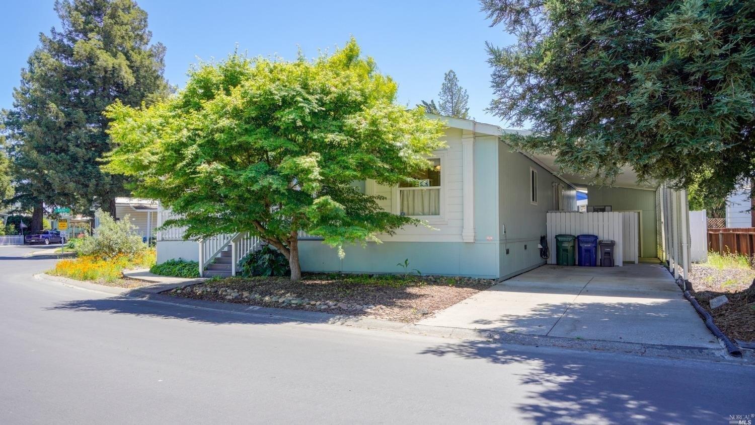 N Napa Dr, Petaluma, CA 94954