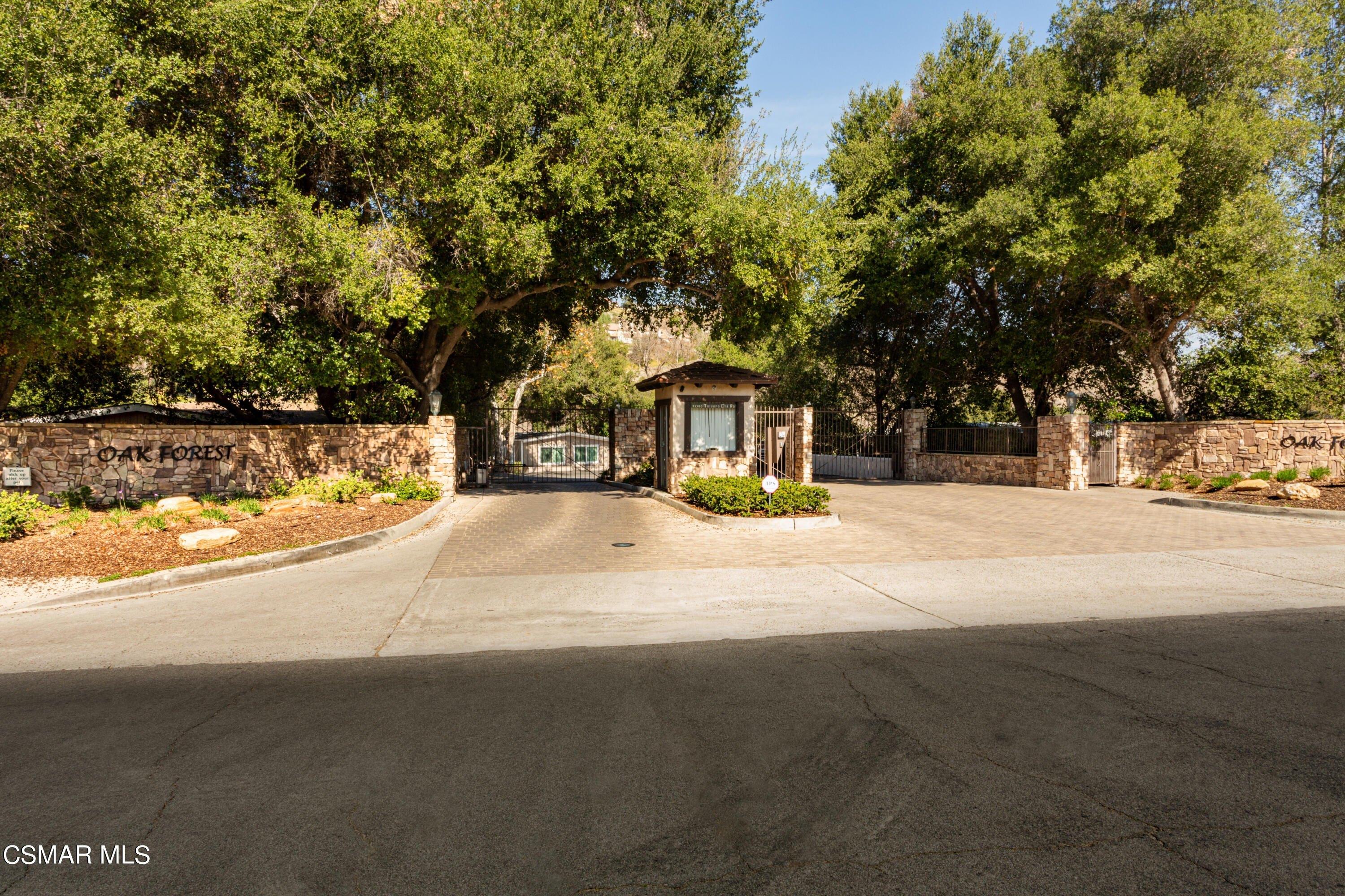Little John Ln, Westlake Village, CA 91361