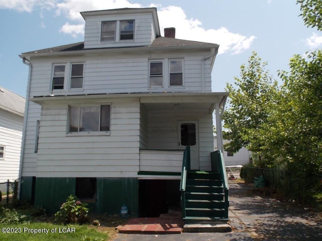Charles St, Wilkes Barre, PA 18702