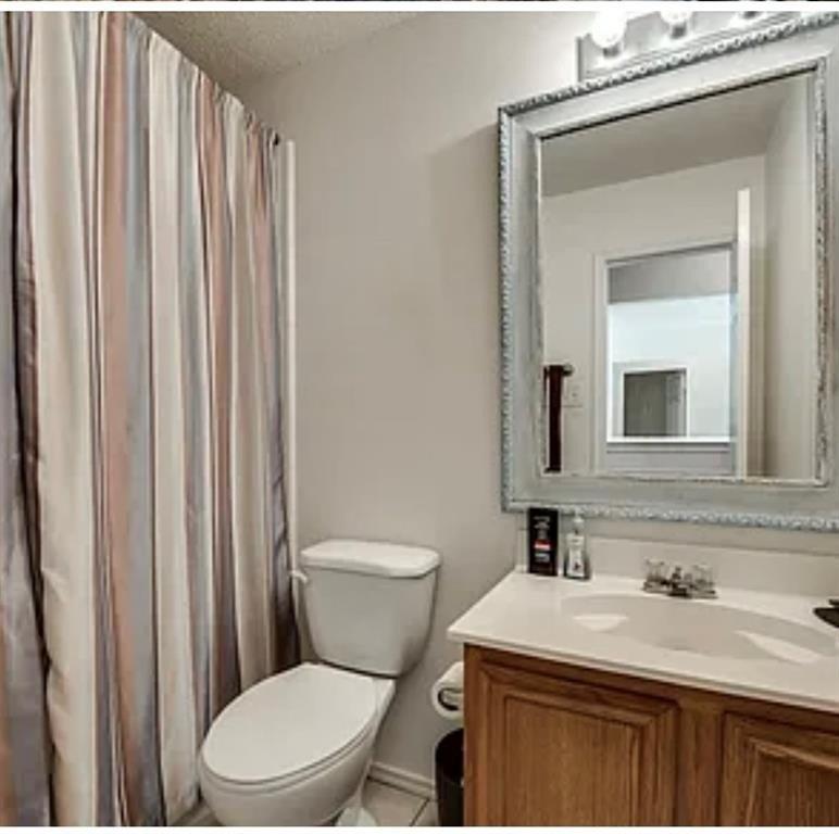 Cloverleaf Dr, Lancaster, TX 75146