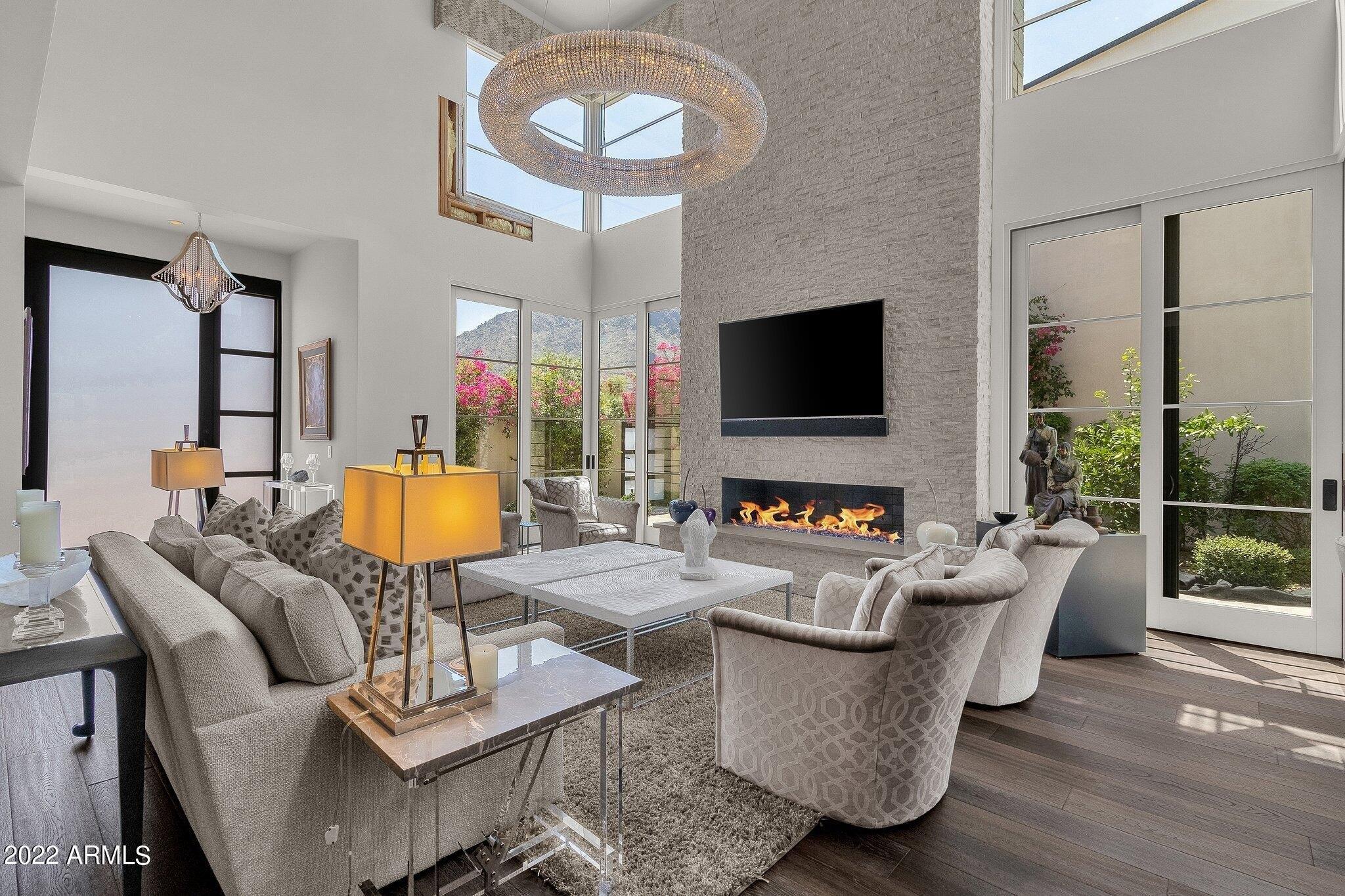 E Huntress Dr, Paradise Valley, AZ 85253