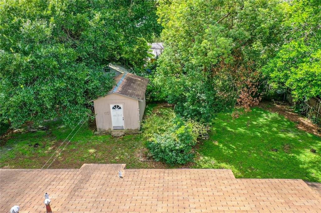 Weybridge St, Deltona, FL 32725