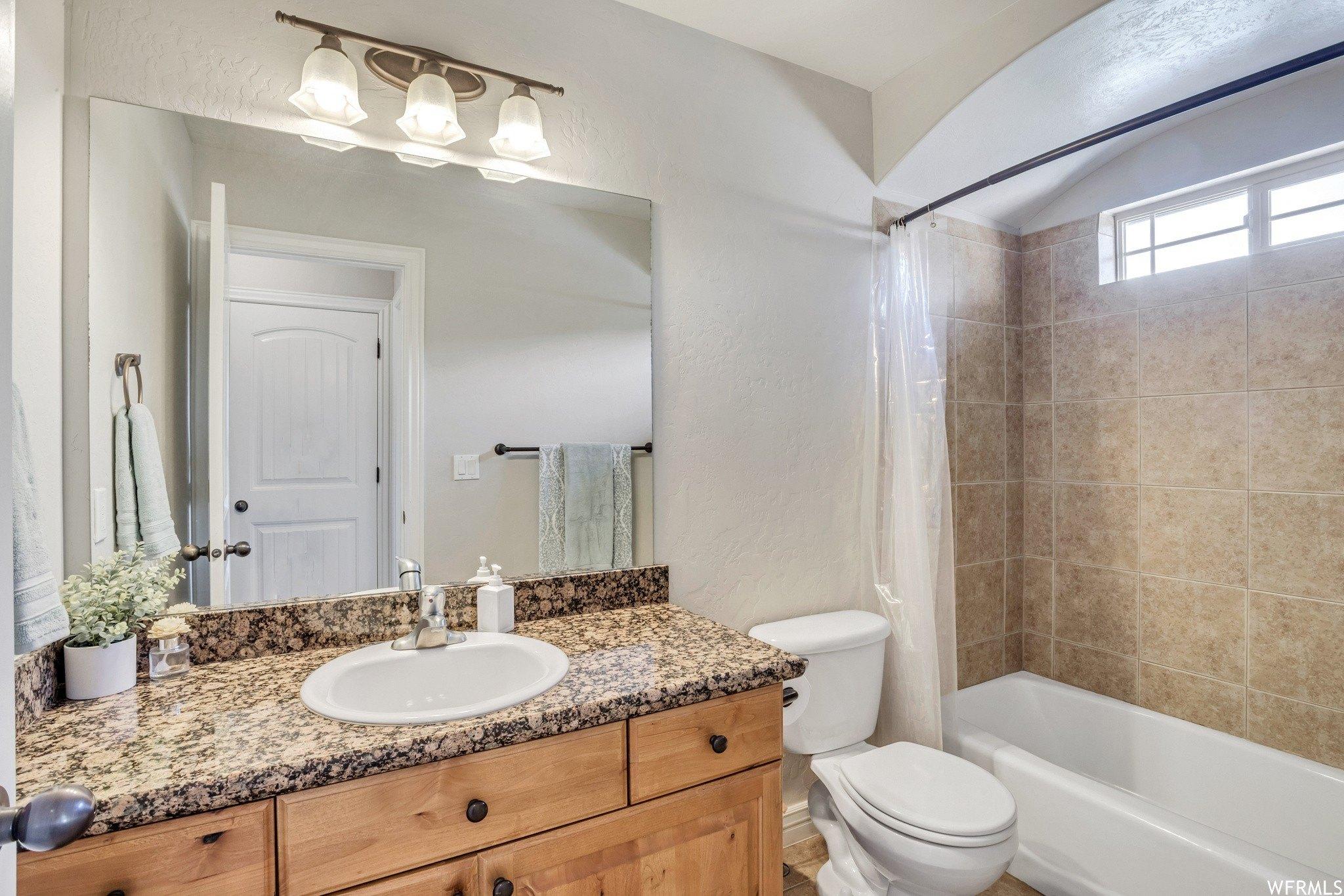 S Ivy Ln, Saratoga Springs, UT 84045