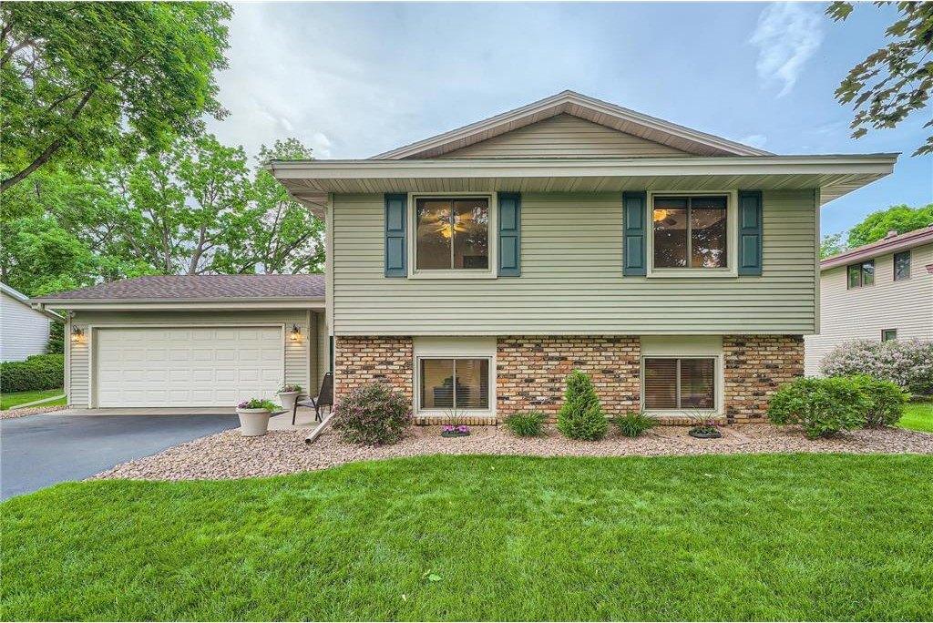 W 111th St, Minneapolis, MN 55437