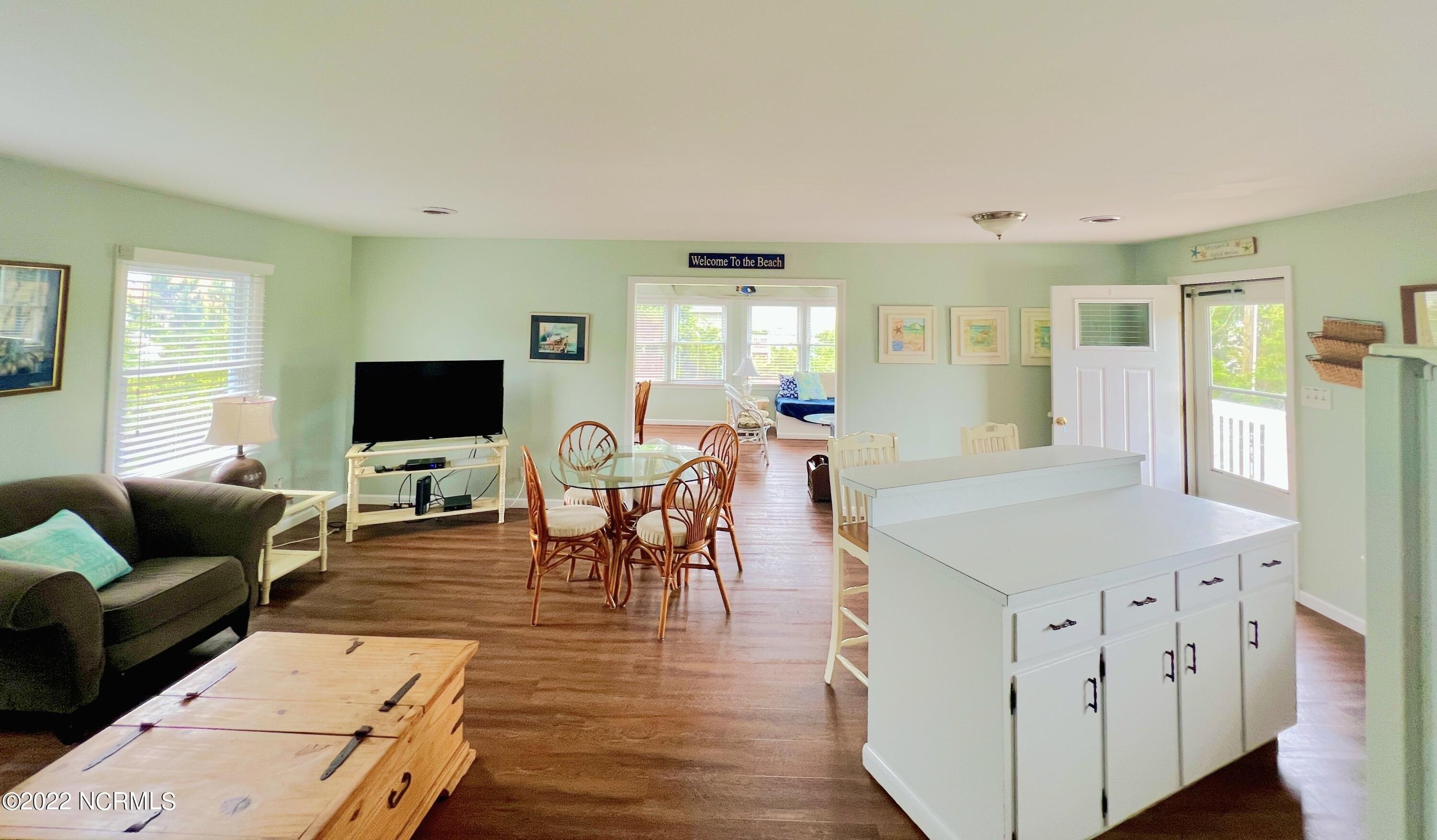 Beach View Ln, Emerald Isle, NC 28594
