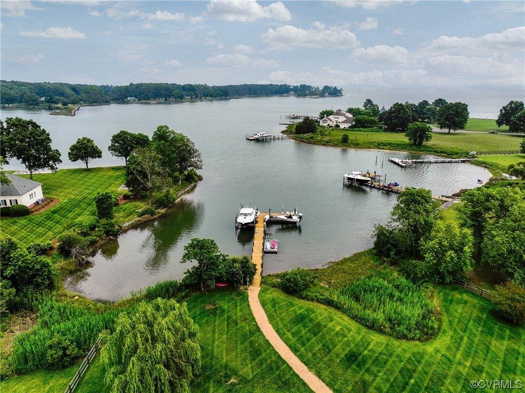 Crabshell Ln, Kilmarnock, VA 22482