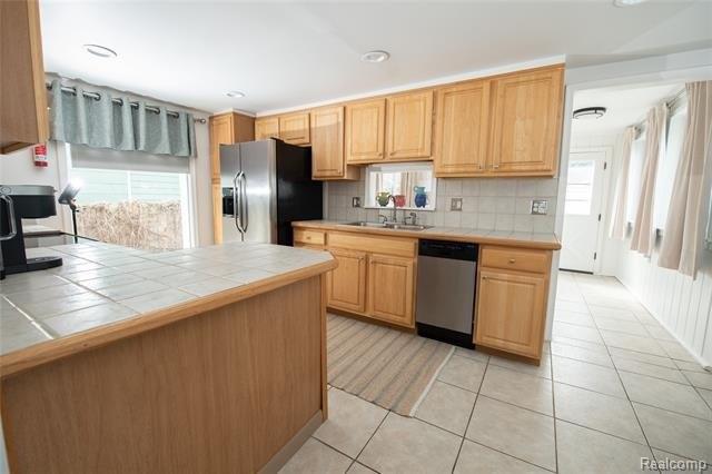 W Parent Ave, Royal Oak, MI 48067