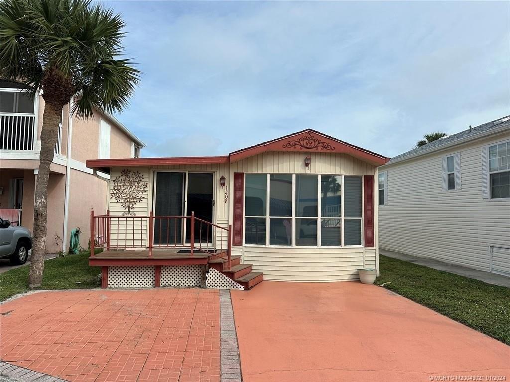 Nettles Blvd, Jensen Beach, FL 34957