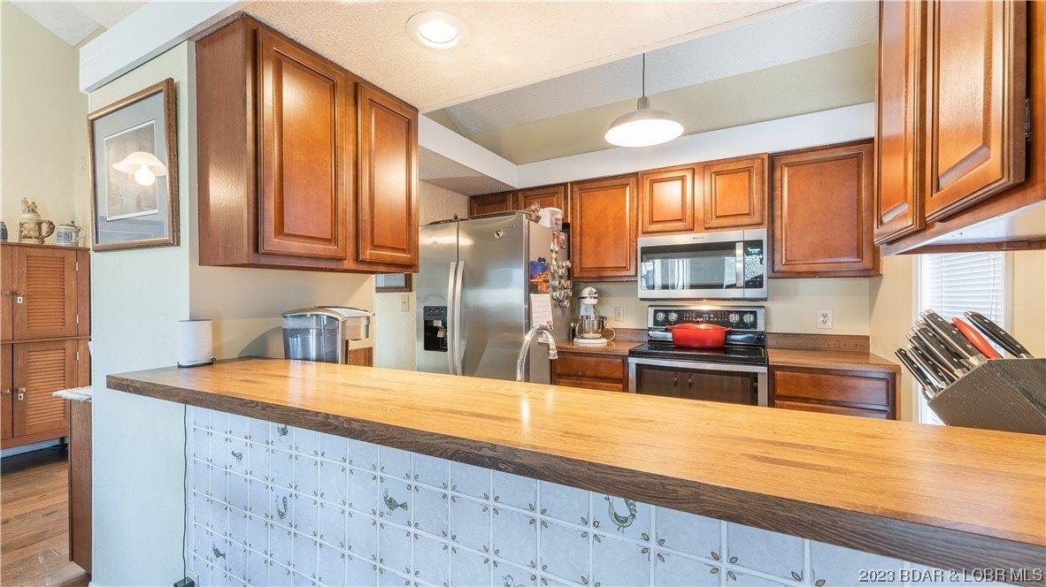 Lubbers Quarters, Osage Beach, MO 65065