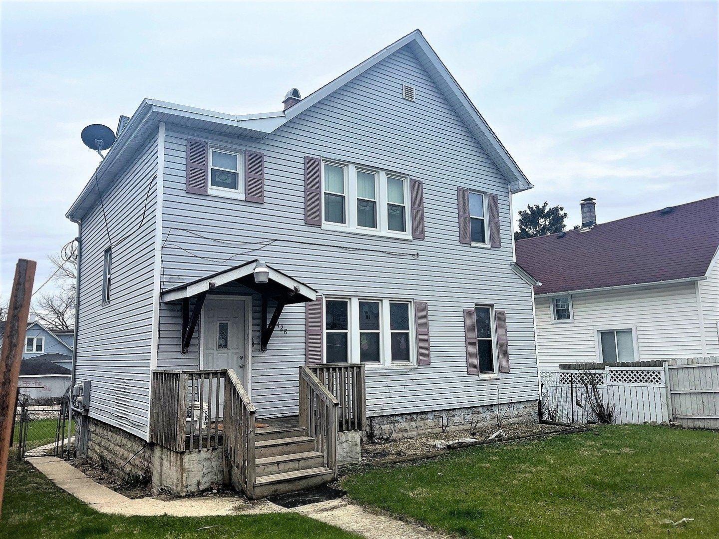 E Cass St, Joliet, IL 60432