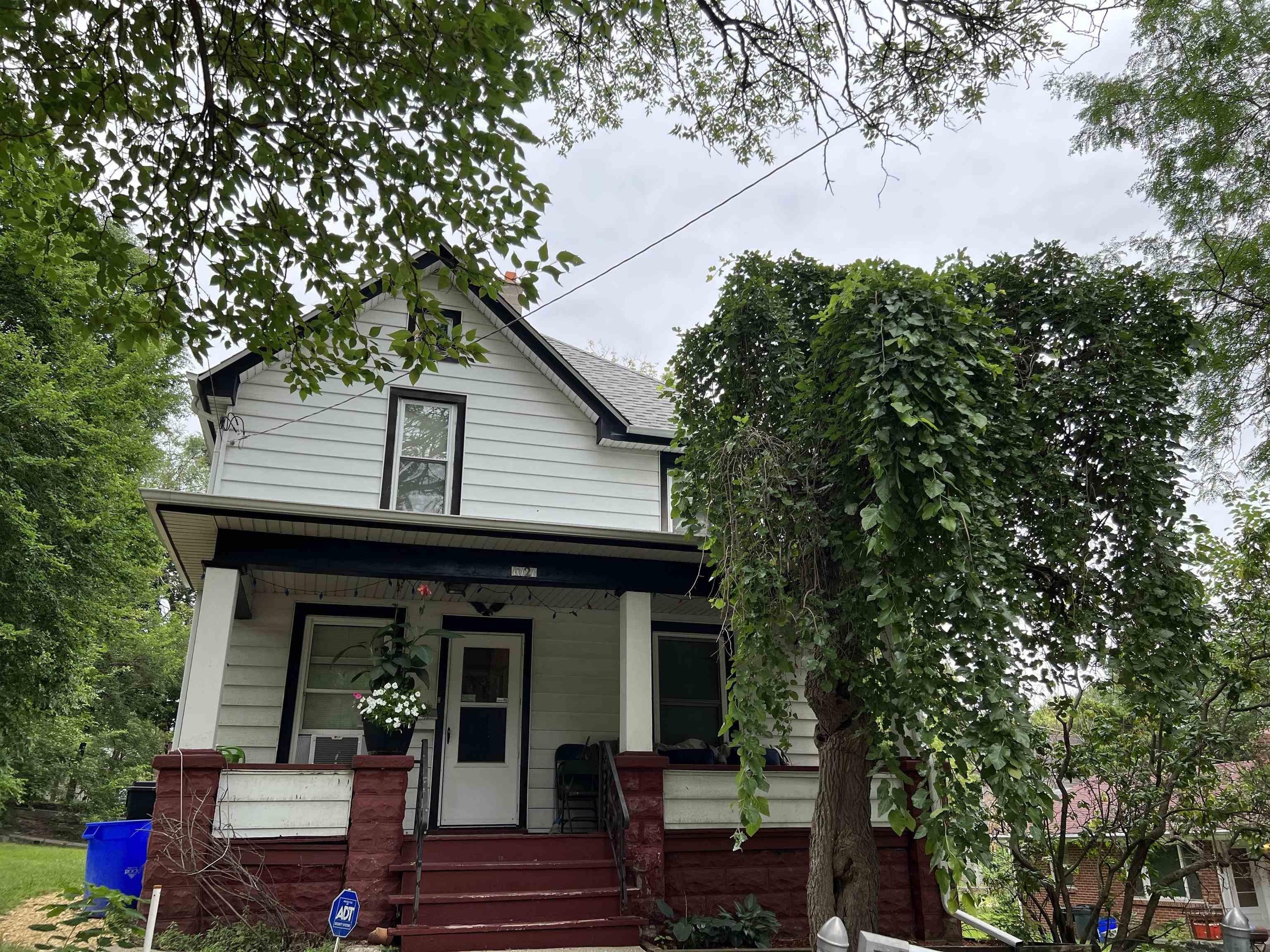 N Rockton Ave, Rockford, IL 61103