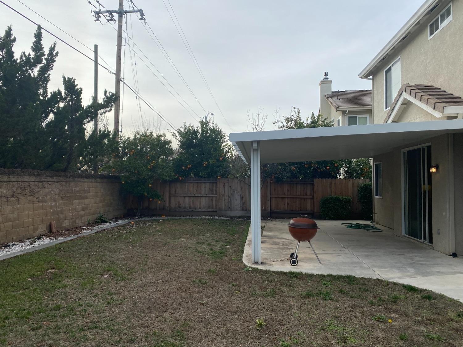 Wynyard Cir, Manteca, CA 95337