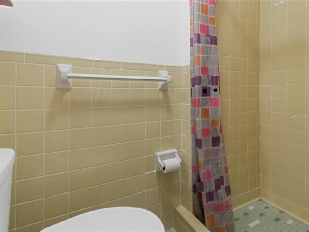 Cardiff Dr, Holiday, FL 34690