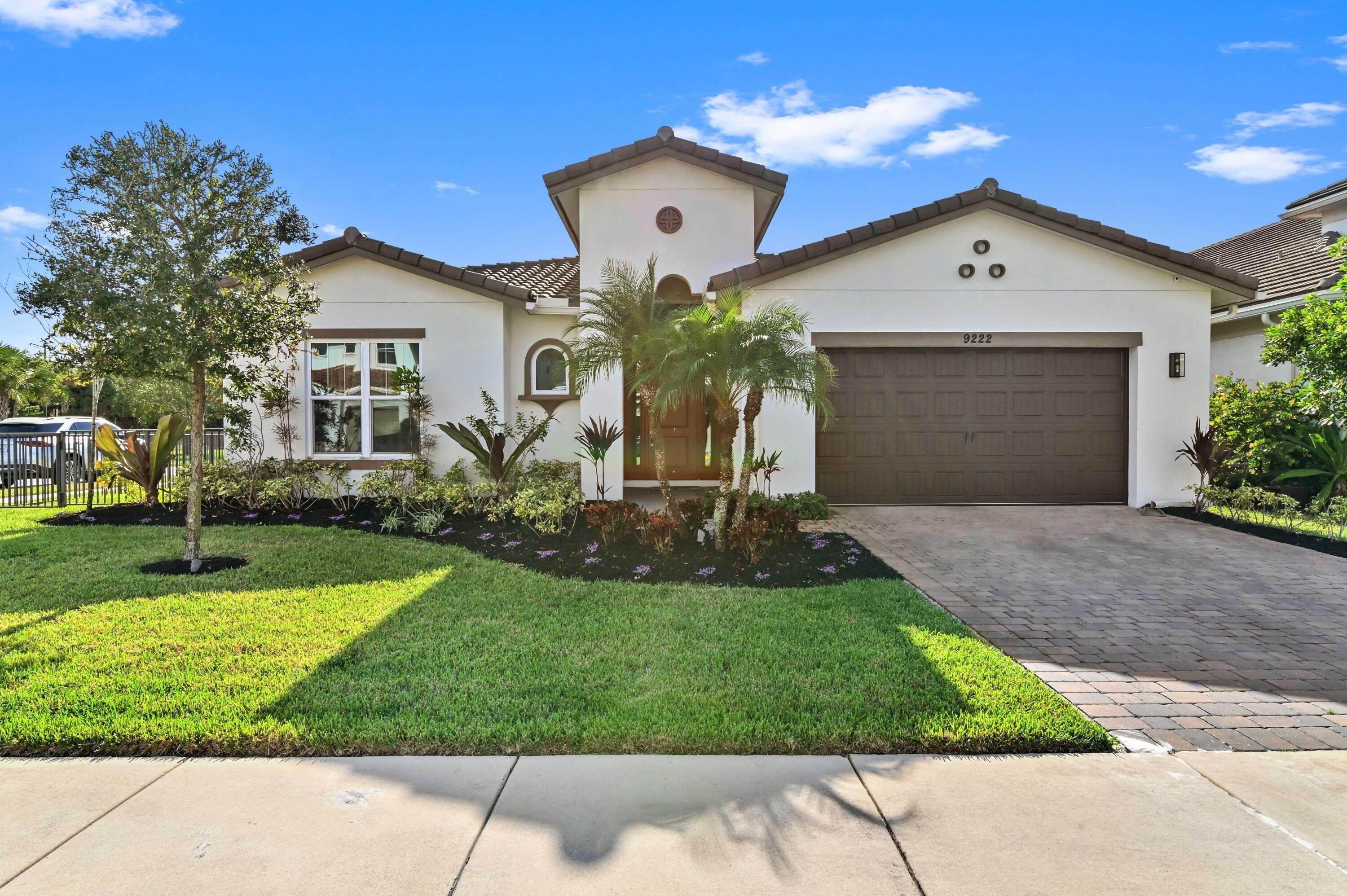 Greenspire Ln, Lake Worth, FL 33467