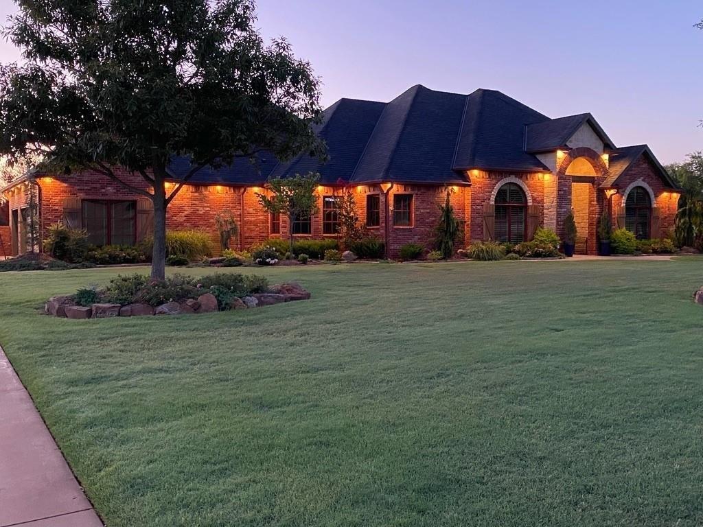 Shady Creek Ln, Moore, OK 73160