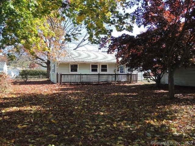 Rosemont Dr, Plainville, CT 06062