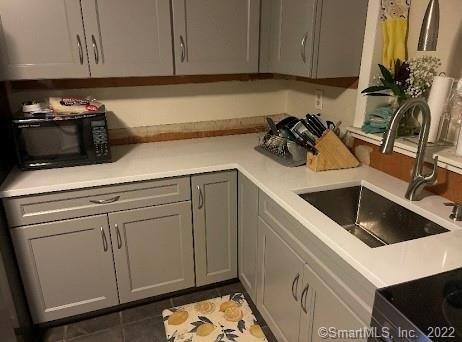 Stratfield Pl, Bridgeport, CT 06606