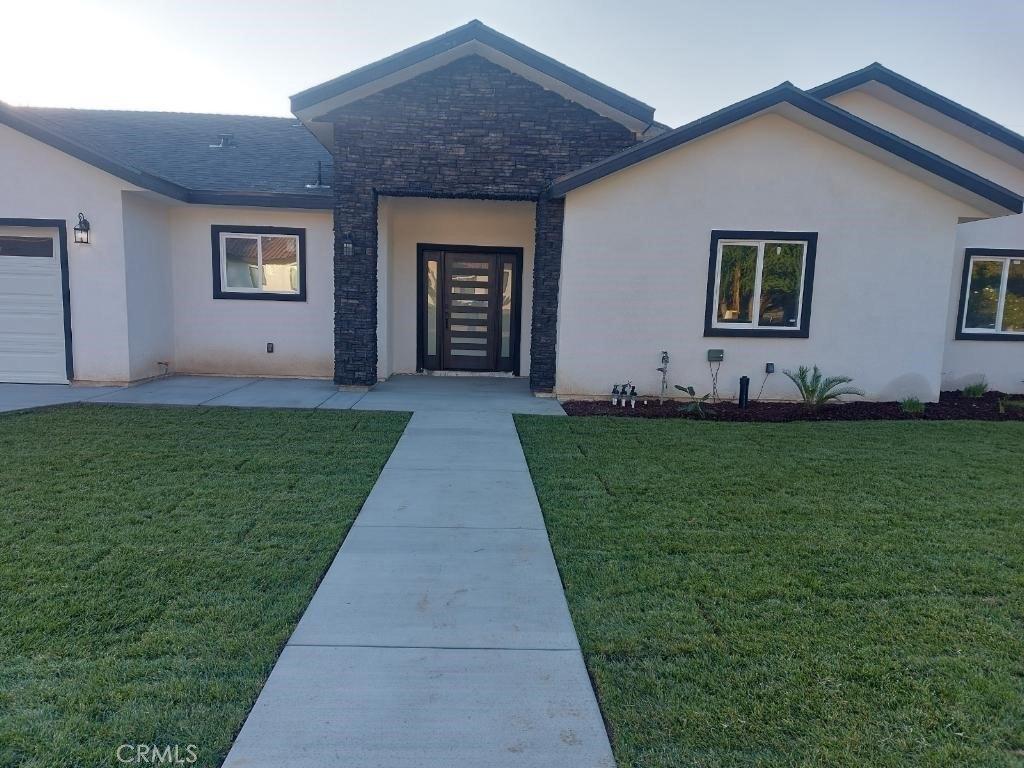 La Hacienda Dr, San Bernardino, CA 92404