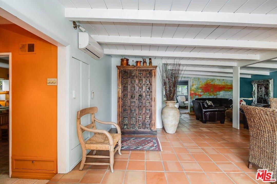 Fulcher Ave, North Hollywood, CA 91606