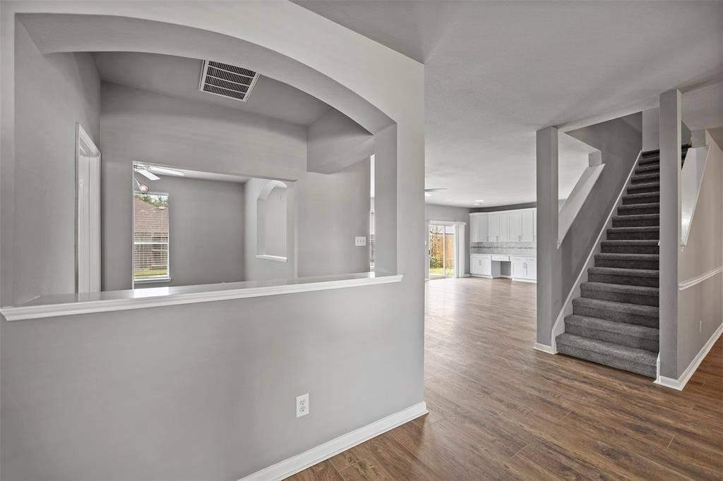 Willow Springs Ln, Sugar Land, TX 77479