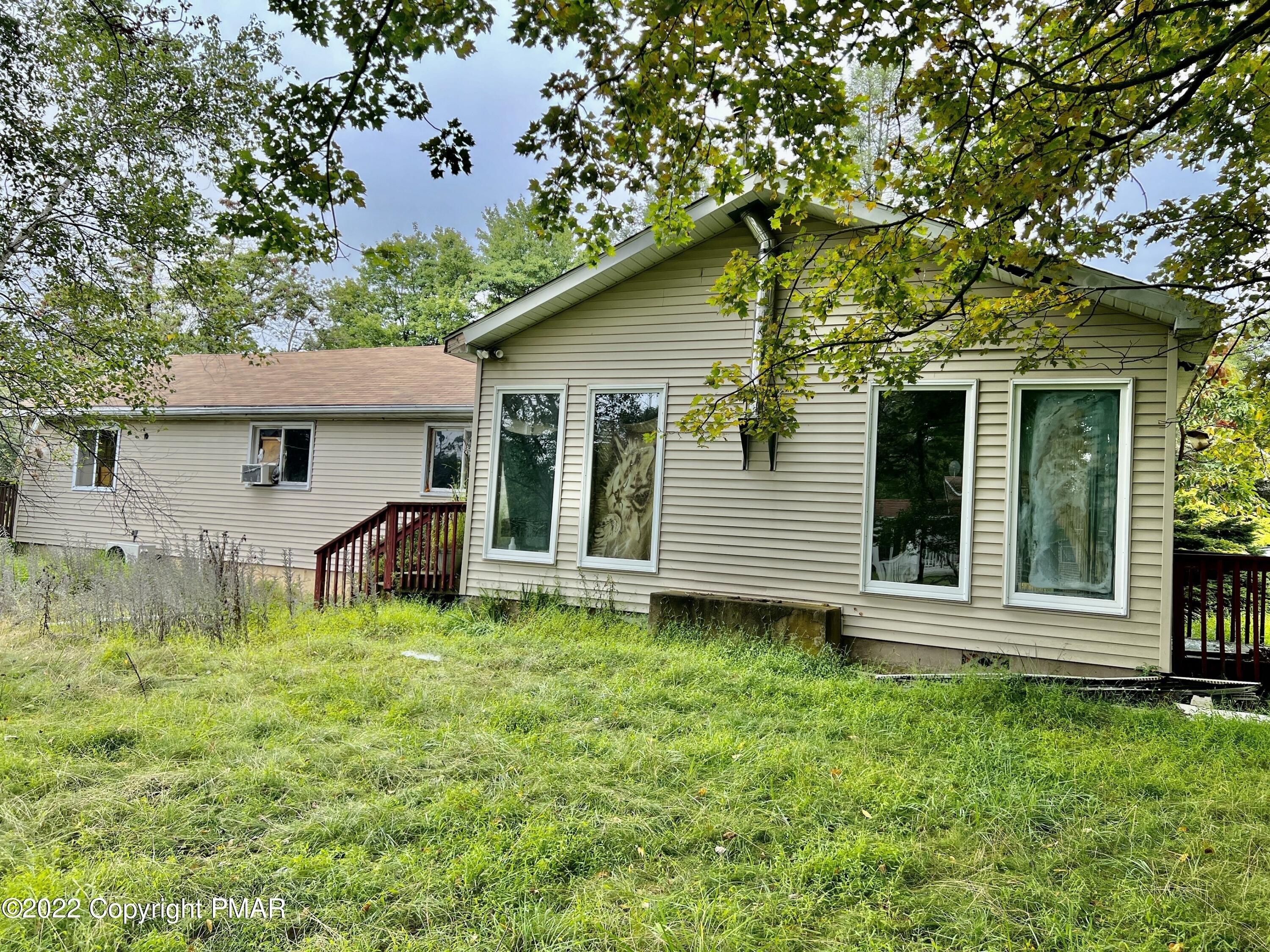 Sioux Dr, Albrightsville, PA 18210