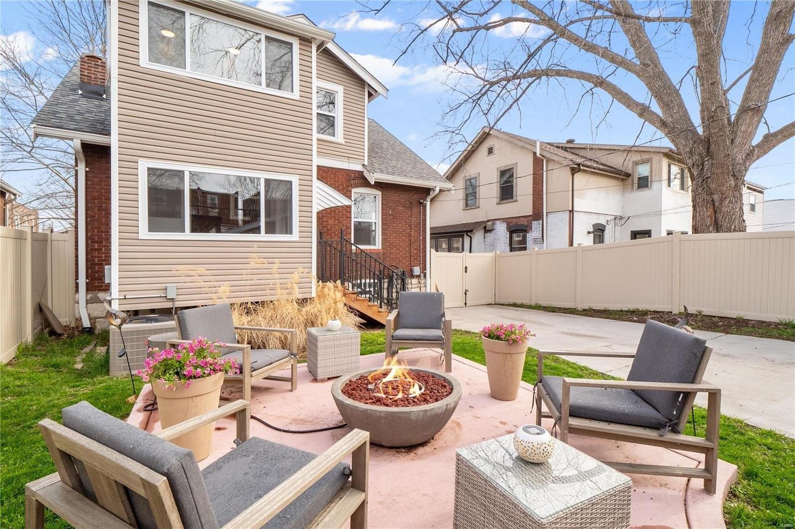 Walsh St, Saint Louis, MO 63109