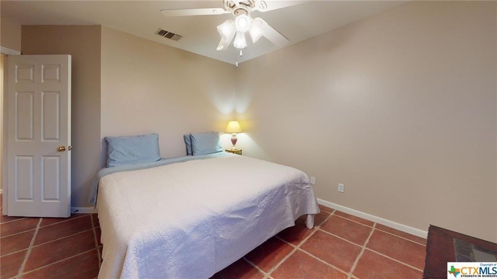 Newhaven St, Victoria, TX 77904