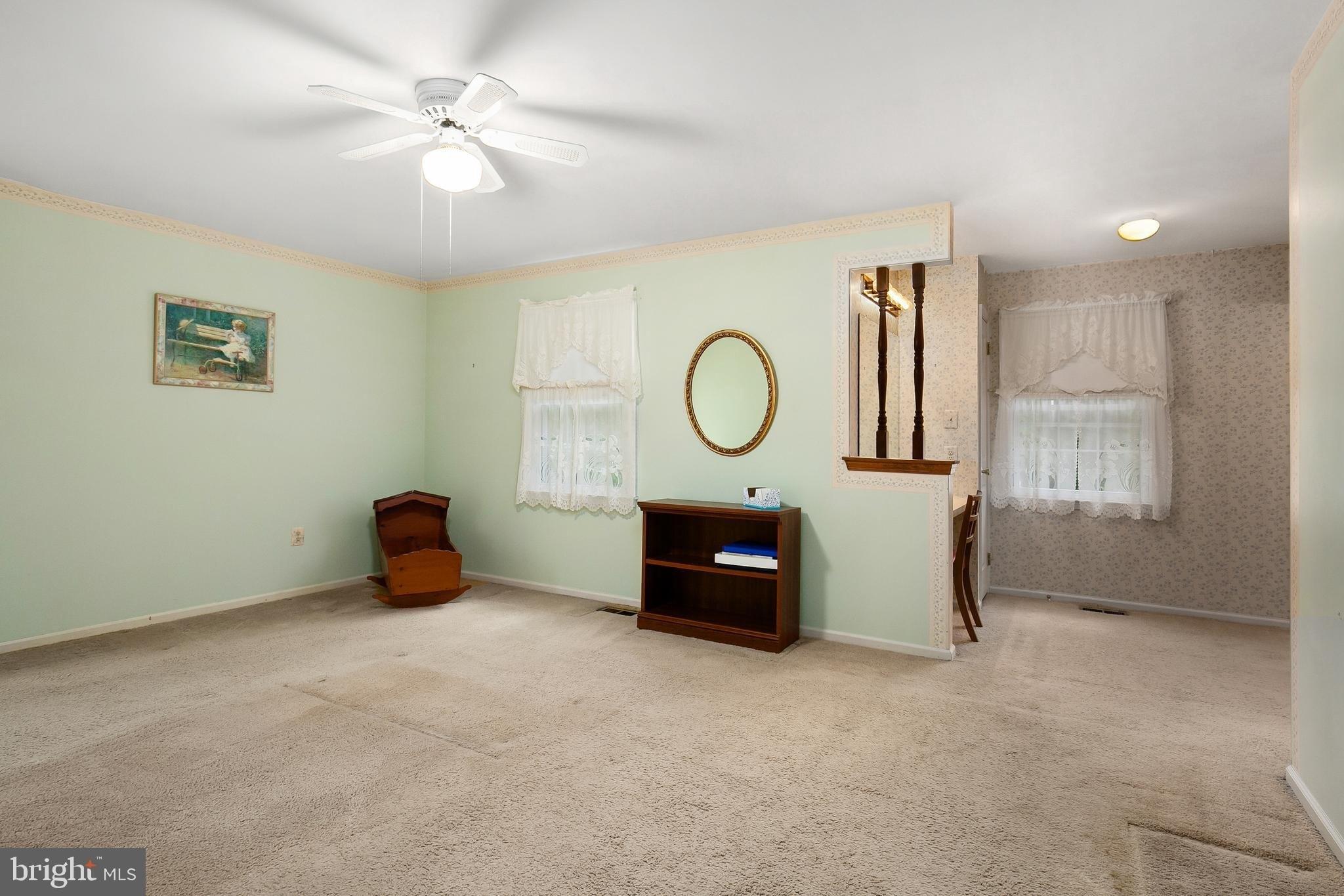 Sheffield Ln, Mount Laurel, NJ 08054
