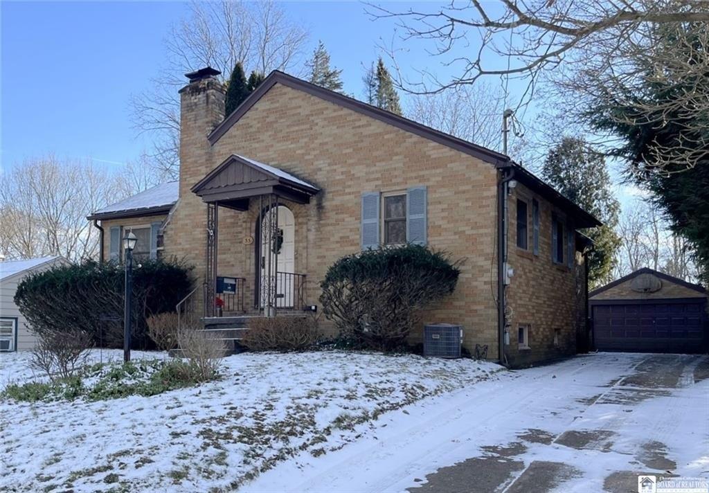 Durant Ave, Jamestown, NY 14701
