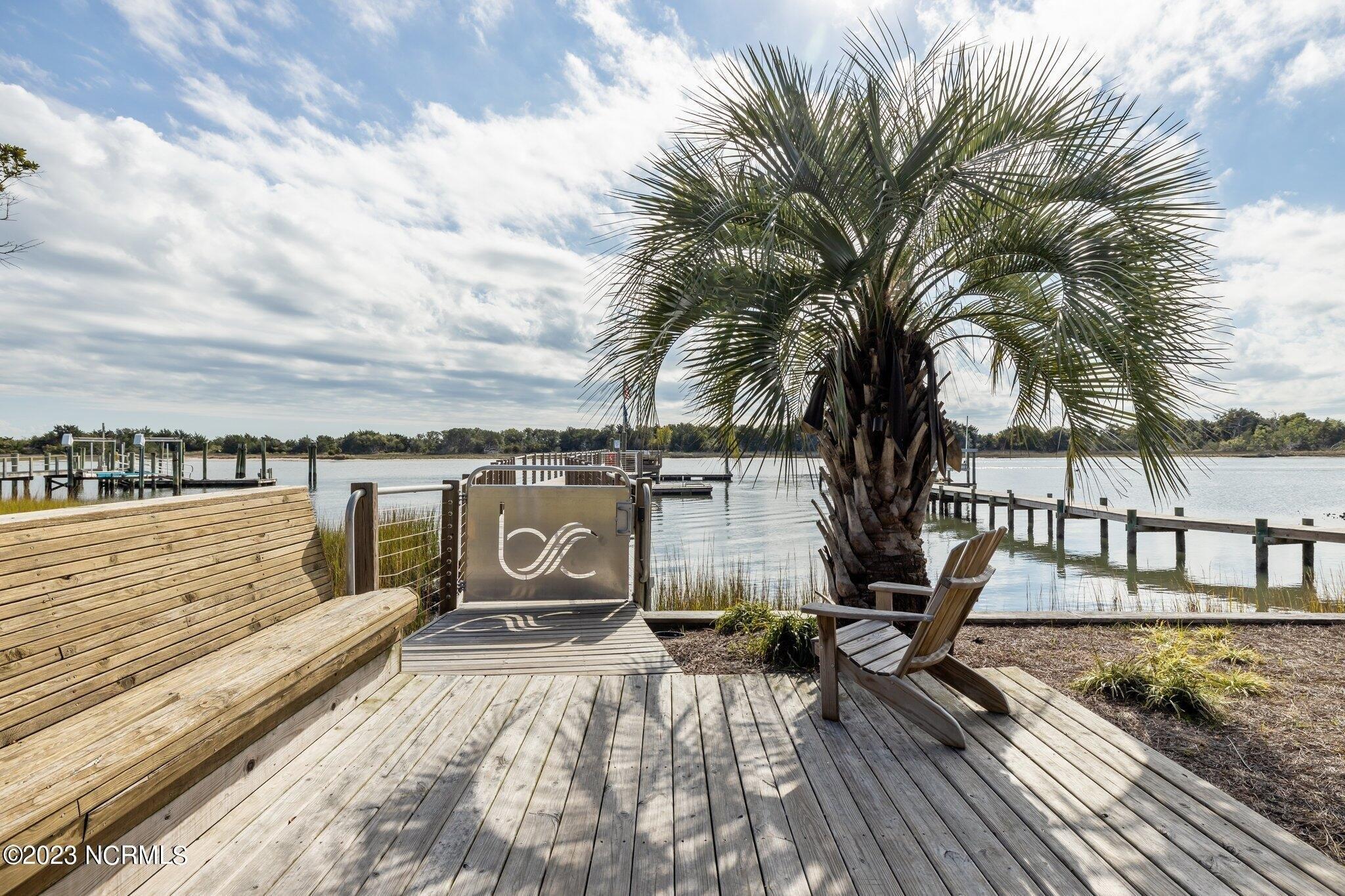 Gray Duck Dr, Beaufort, NC 28516