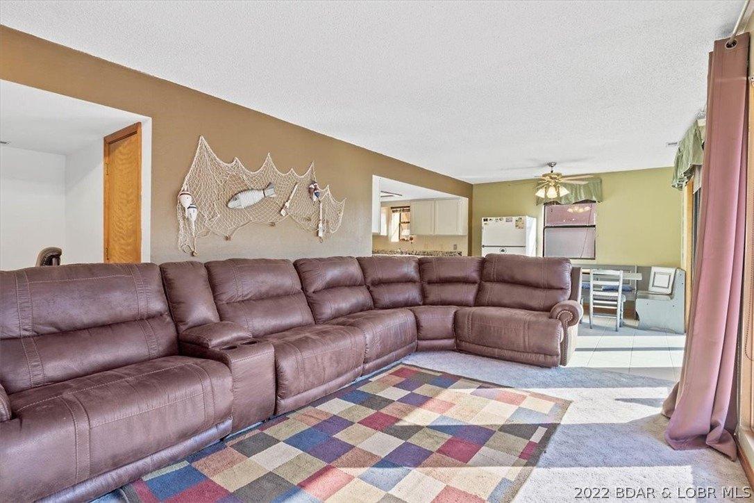 Bramble Ln, Gravois Mills, MO 65037