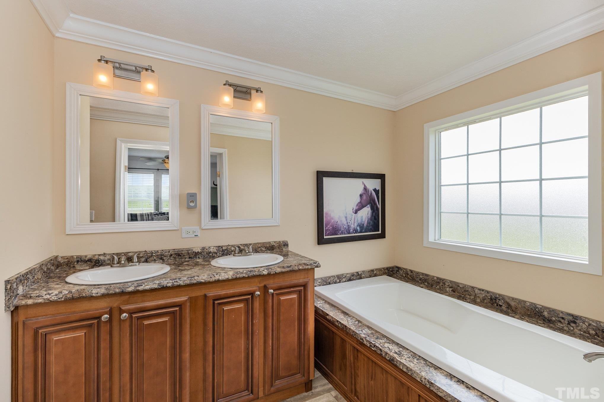 Rhodes Pond Rd, Four Oaks, NC 27524