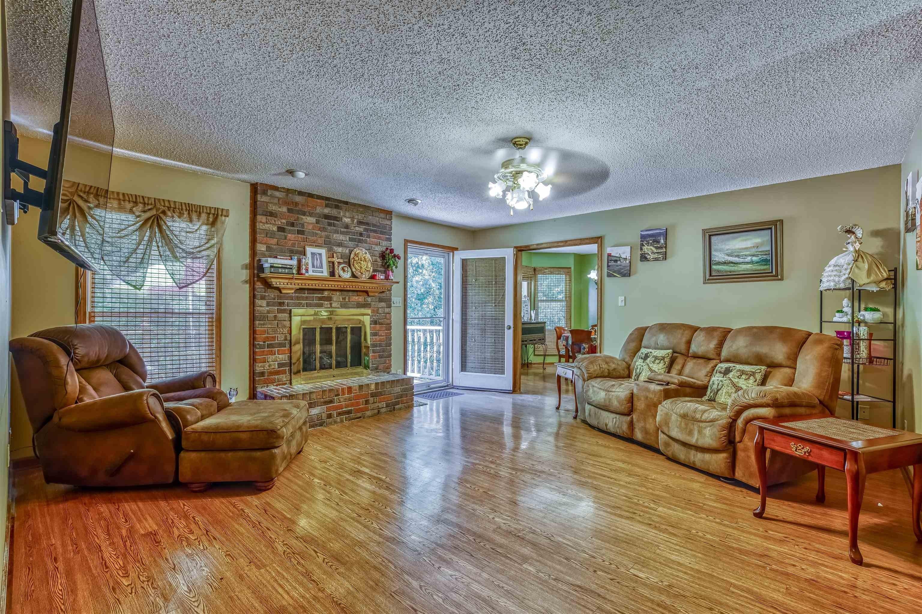 Park Terrace Ct, Sheffield, AL 35660
