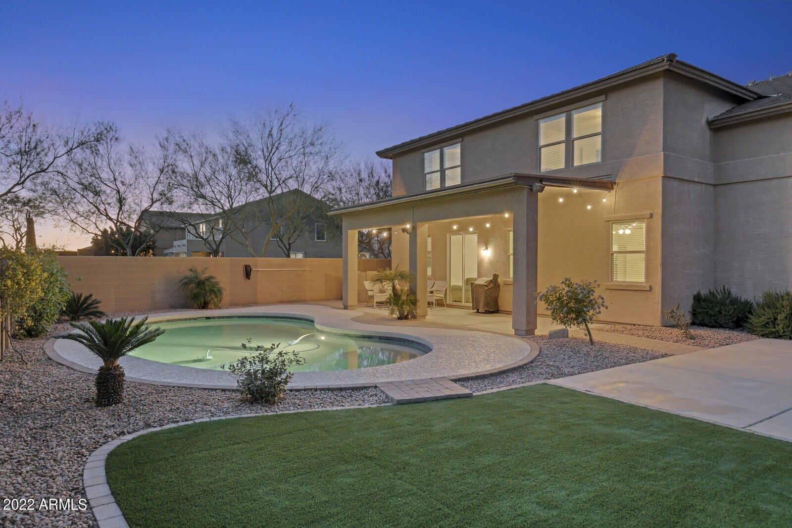 W Molly Dr, Peoria, AZ 85383