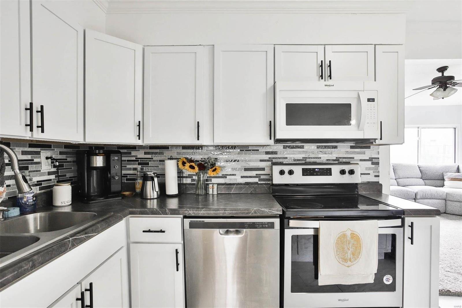 Leona St, Saint Louis, MO 63123