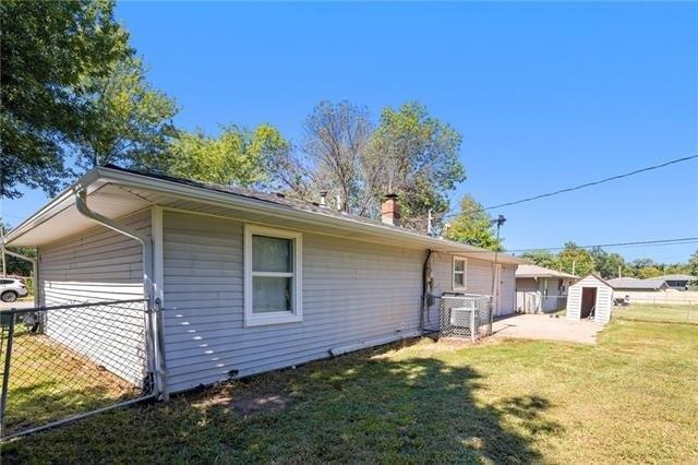 W Edgewood Dr, Edgerton, KS 66021