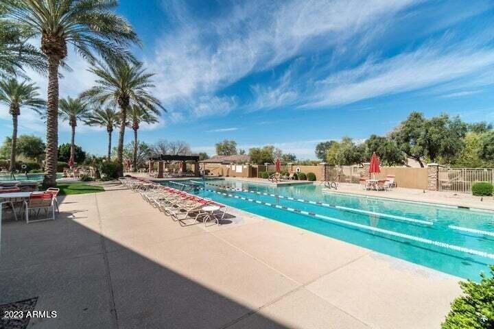 E Indigo St, Gilbert, AZ 85298