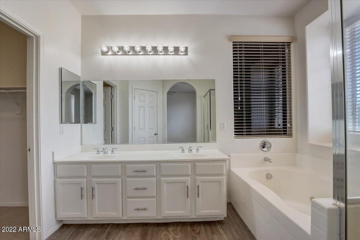 E Frances Ln, Gilbert, AZ 85295