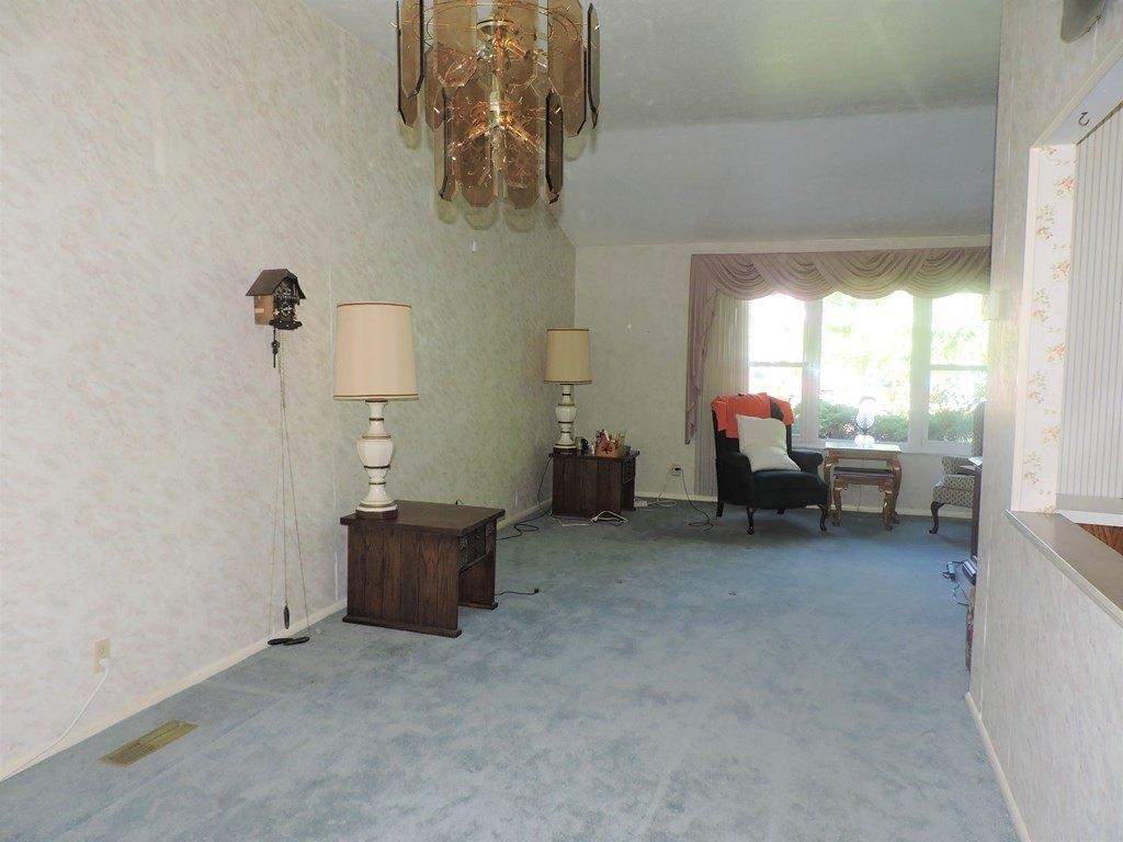 Louann Dr, North Olmsted, OH 44070
