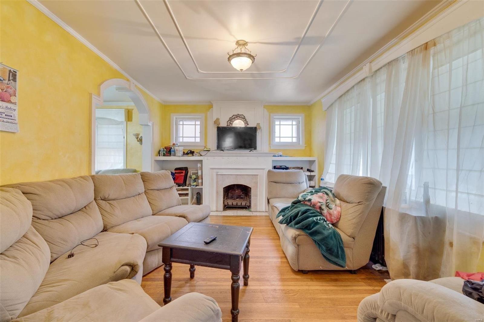 Ellenwood Ave, Saint Louis, MO 63116