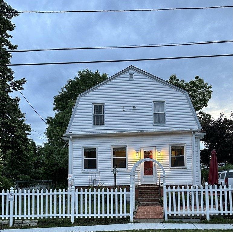 Arnold St, Quincy, MA 02169