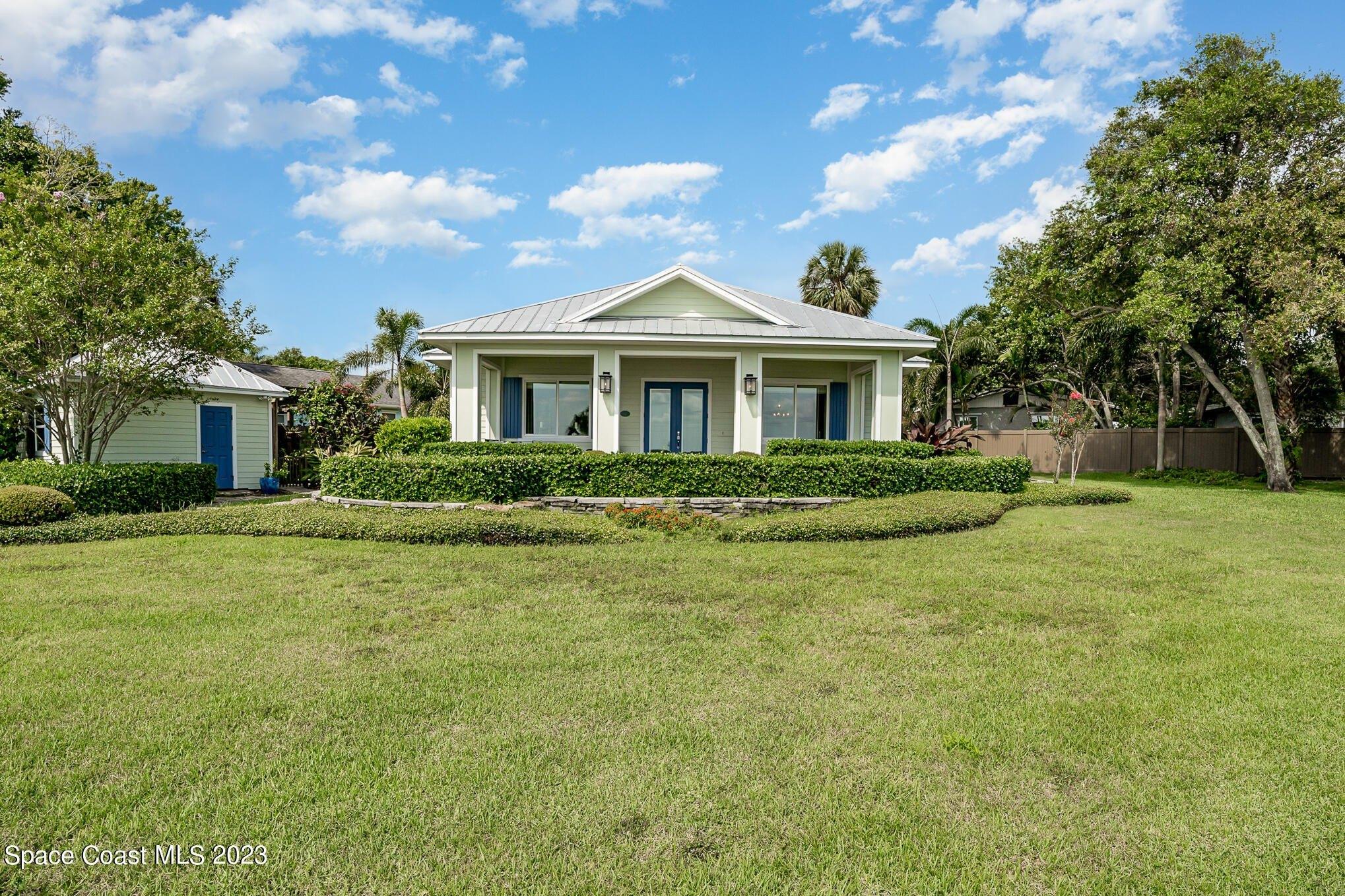 N Indian River Dr, Cocoa, FL 32922