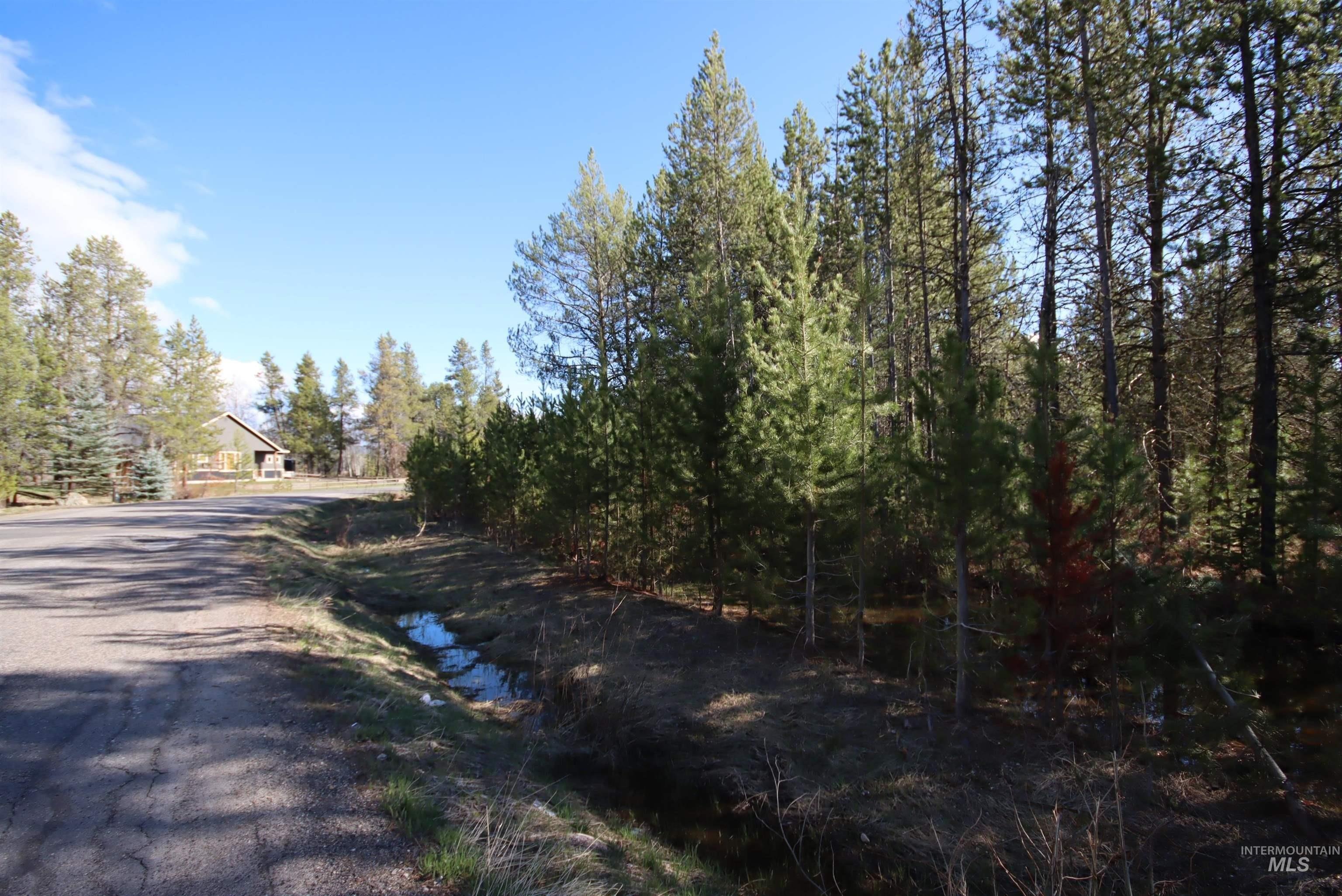 Spring Valley Rd, Donnelly, ID 83615