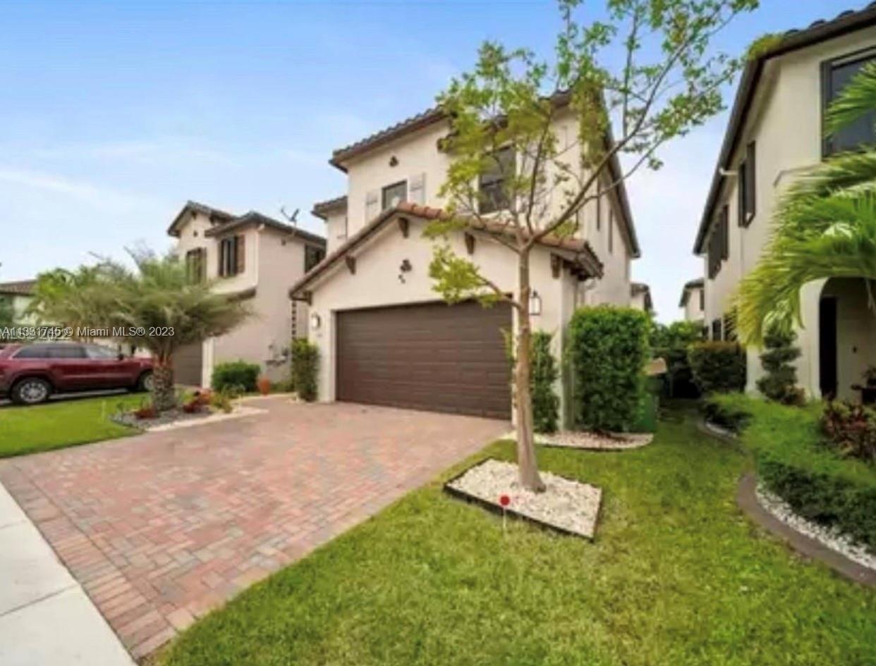 W 95th Ter, Hialeah, FL 33018