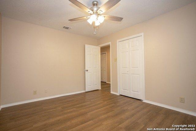 Lost Trail Cir, La Vernia, TX 78121